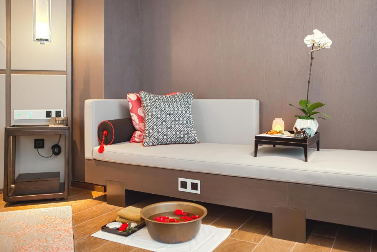 Jumeirah Guangzhou-Complimentary Shuttle Bus To Canton Fair Complex Экстерьер фото